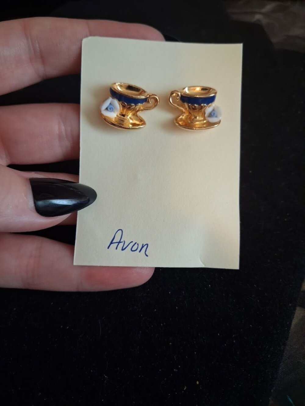 Avon Teacup stud earrings